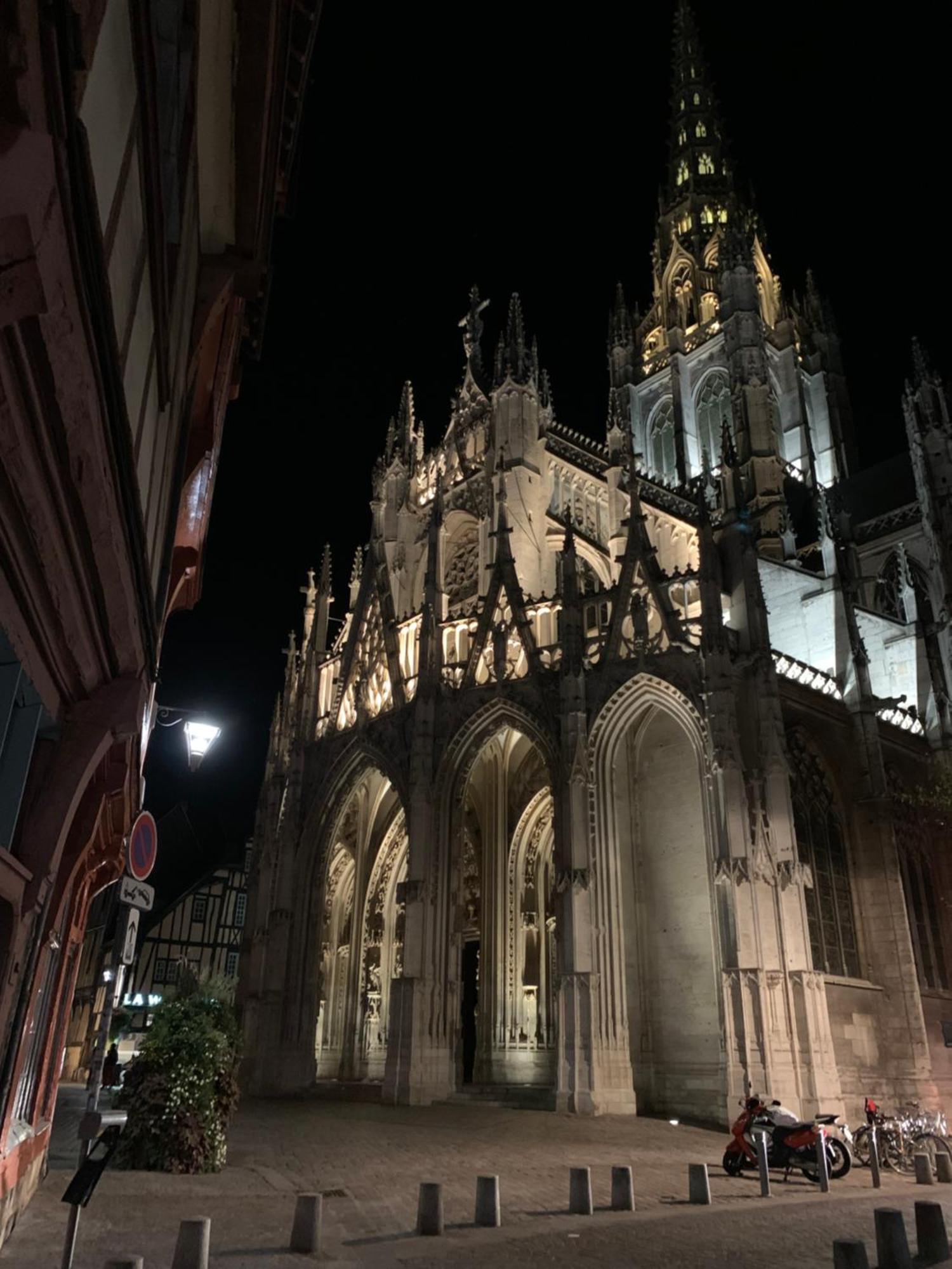 Appartamento Le Graveur Saint Maclou, Hyper Centre, Typique Rouennais Esterno foto